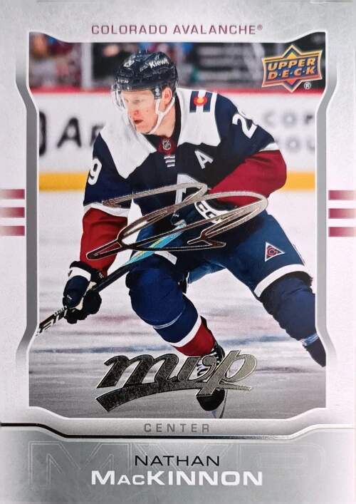 Nathan MacKinnon